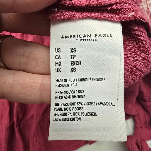 Women's American Eagle Pink V-Neck Boho Swiss Dot 3/4 Sleeve Blouse | Size XS - Picture 9 of 9